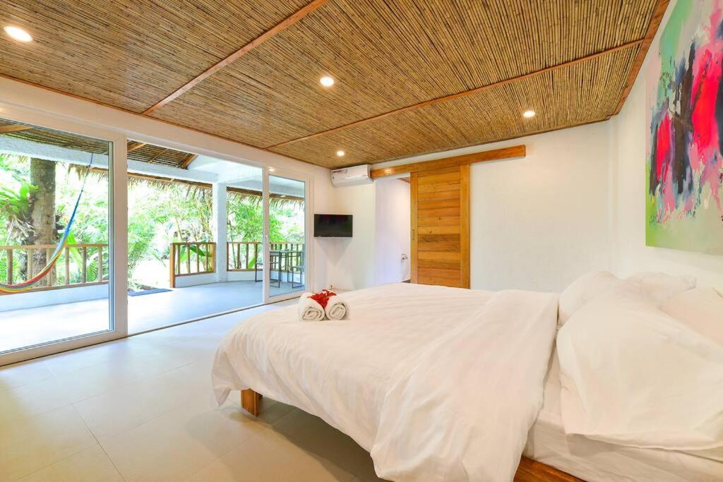 Ac2 - Bamboo Bungalows Rest House By White Boracay Island